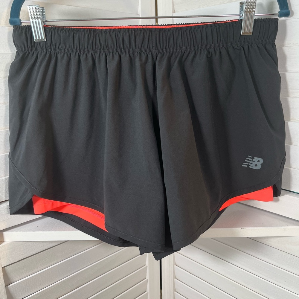 NWOT NEW BALANCE SHORT